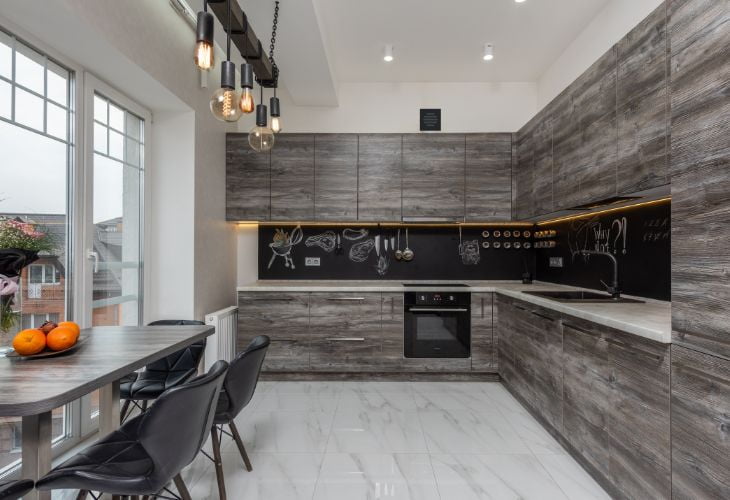 ventilatie recuperare caldura, grila ventilatie in bucatarie